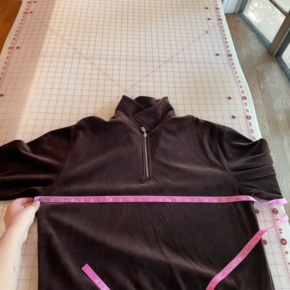 Liz Claiborne Liz Sport size XL brown velvet comfy pullover athletic lounge - Picture 13 of 16
